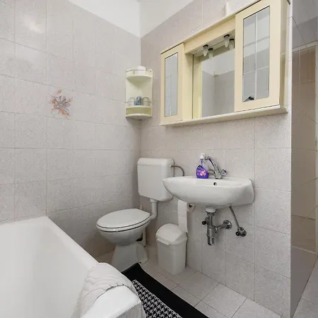 House Alma Appartement *