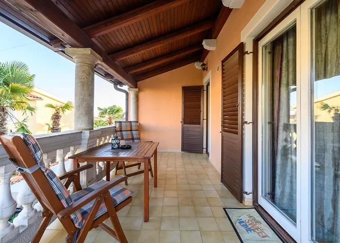 Appartement House Alma *