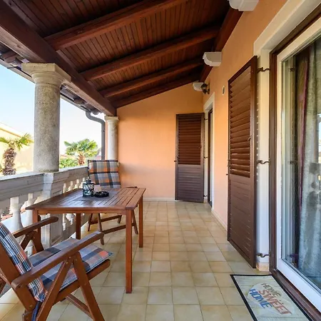 Appartement House Alma *